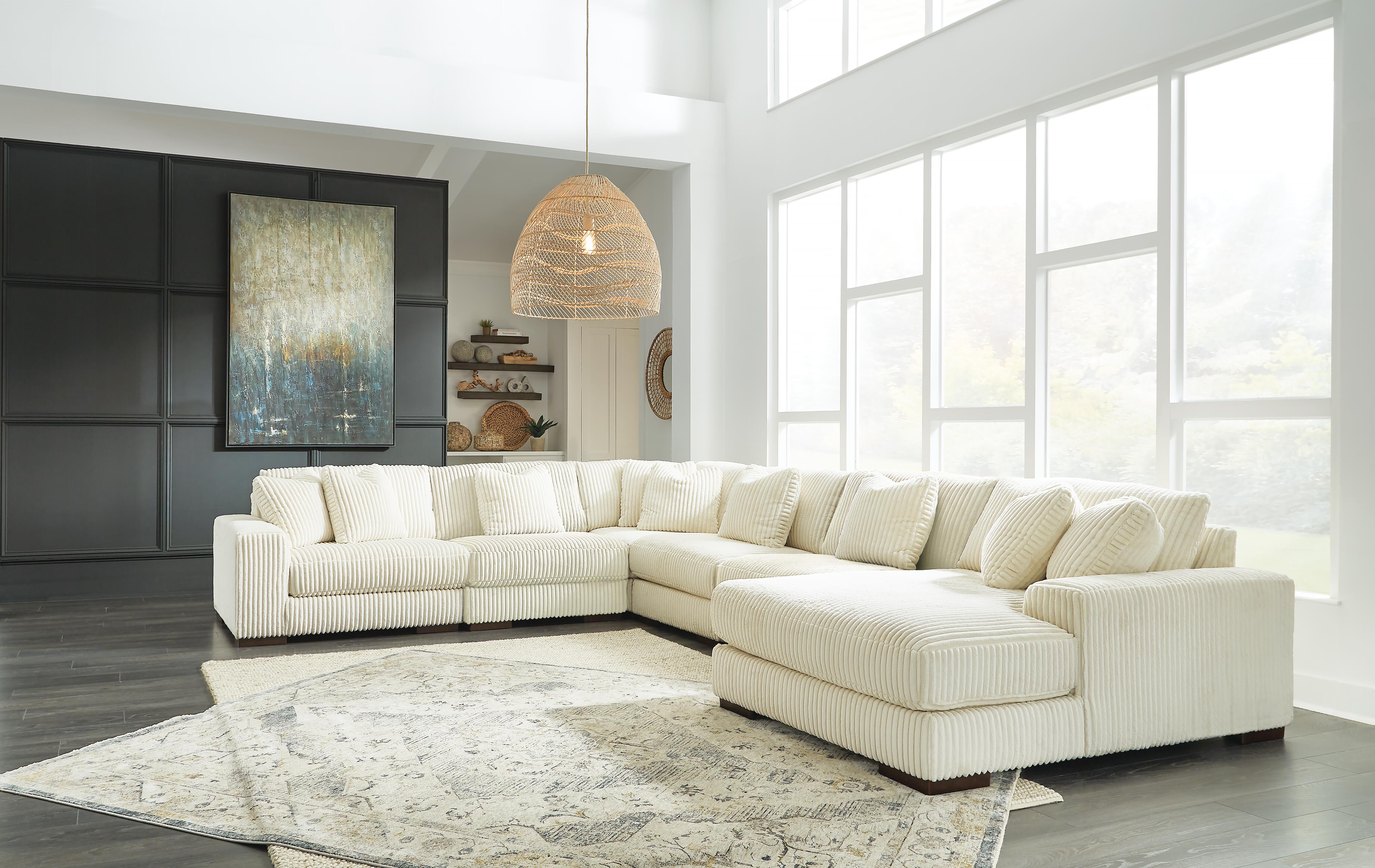 Lindyn 6-Piece RAF Chaise Sectional in Ivory Velvet