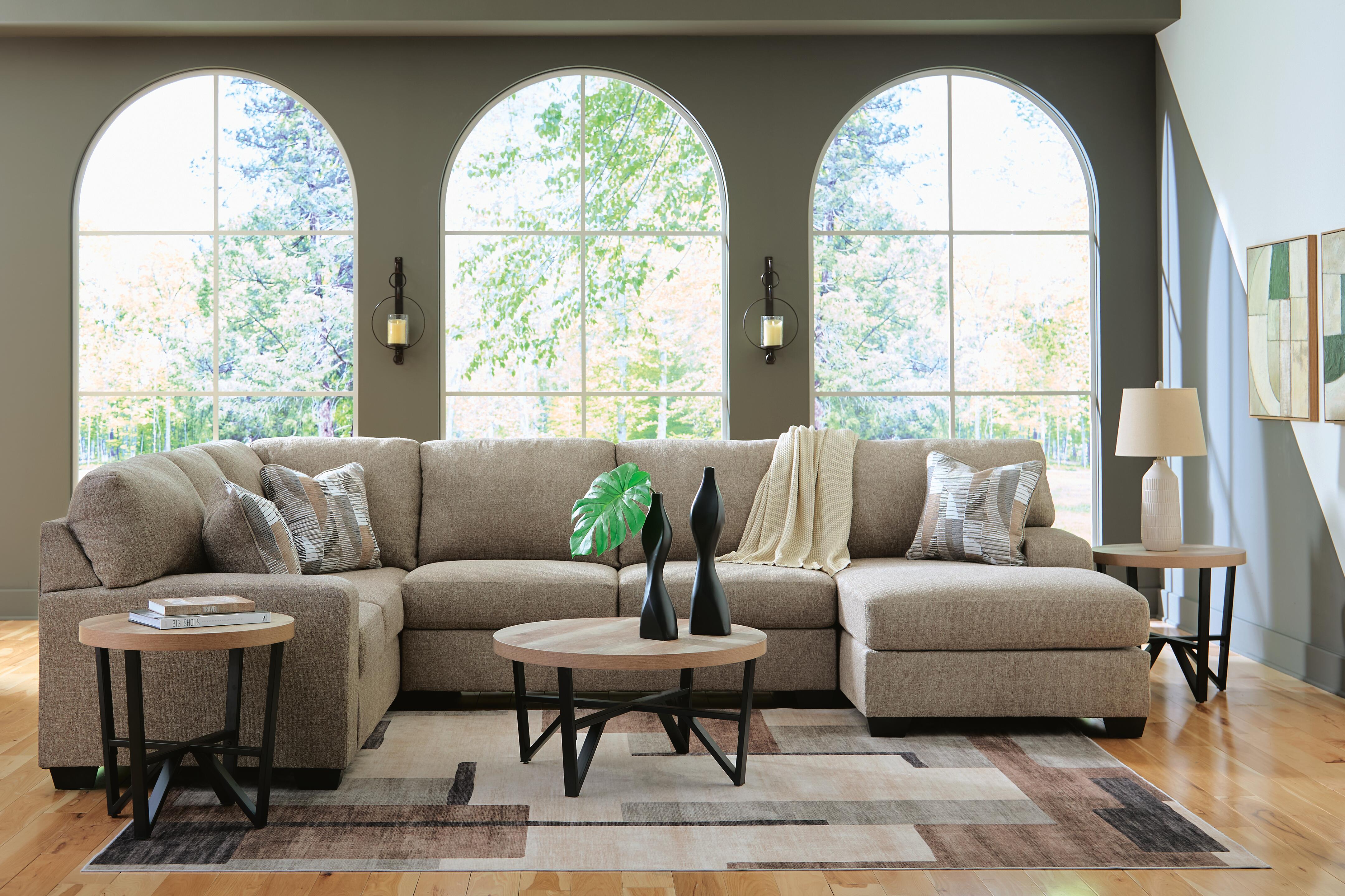 Newellen 3-Piece RAF Chaise Sectional in Hemp Chenille