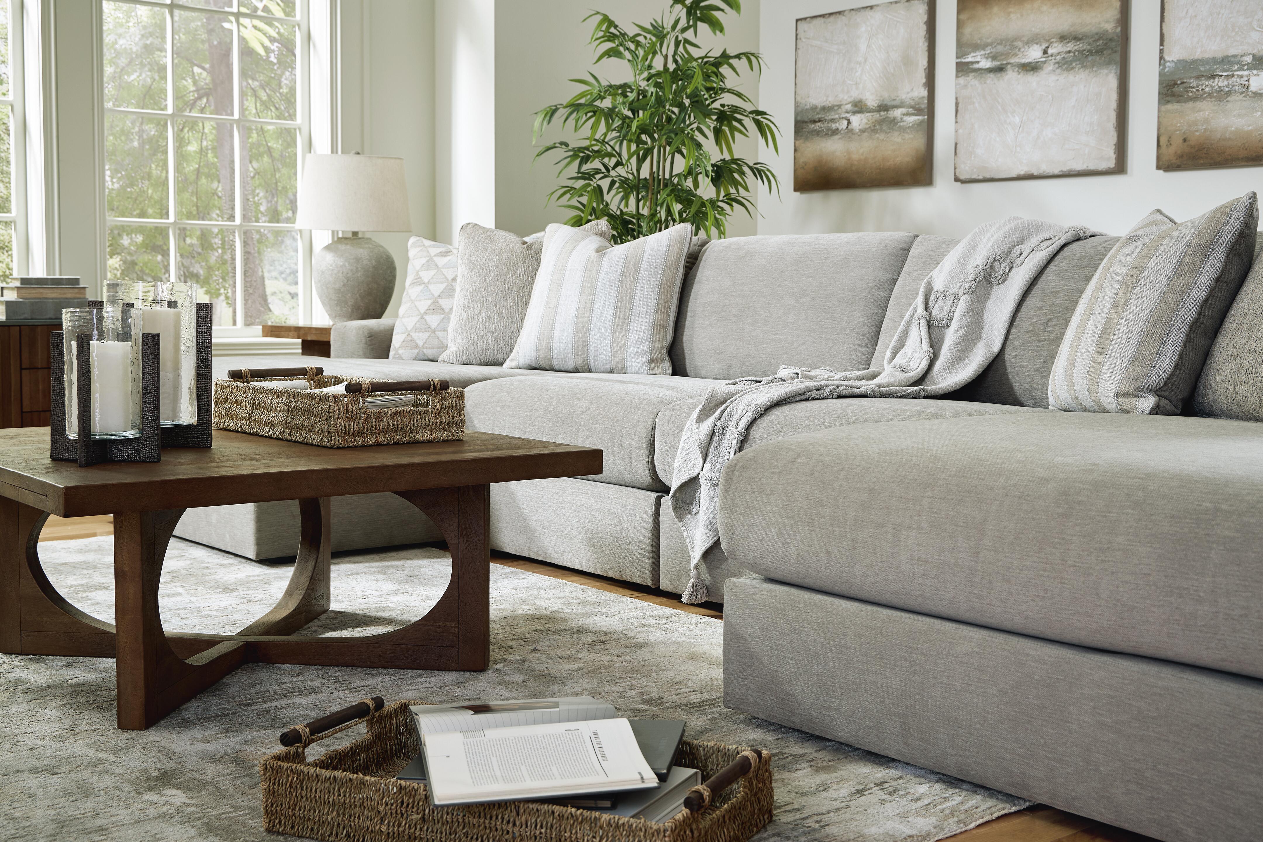 Avaliyah 4-Piece Double Chaise Sectional in Ash Chenille
