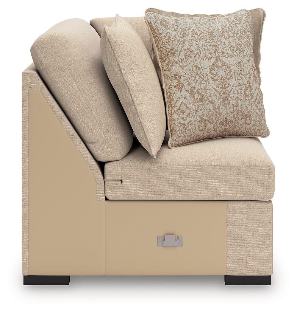 LadyMae 4-Piece Sectional in Twill