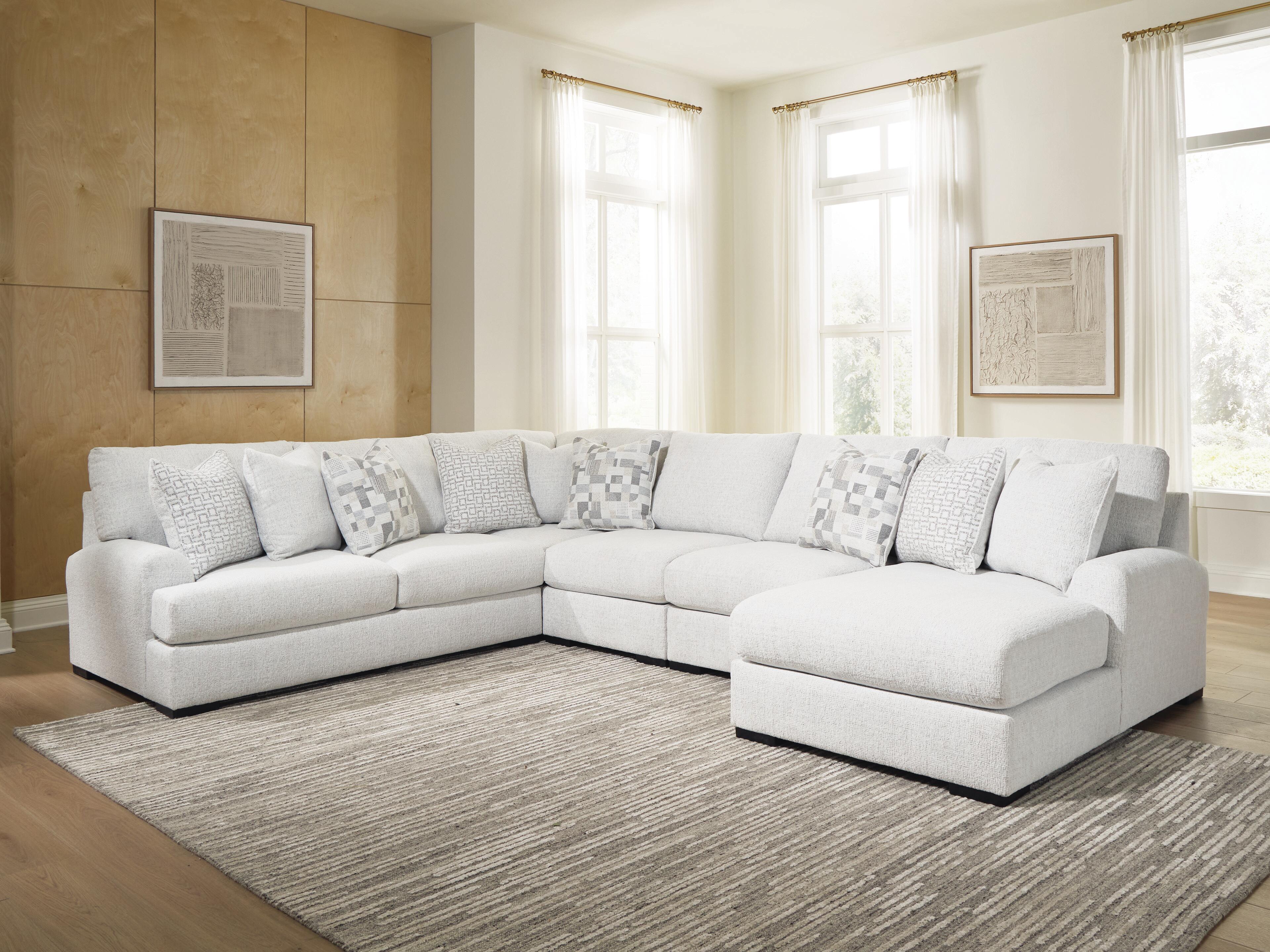 Misty-Lakes 5-Piece RAF Chaise Sectional in Chalk