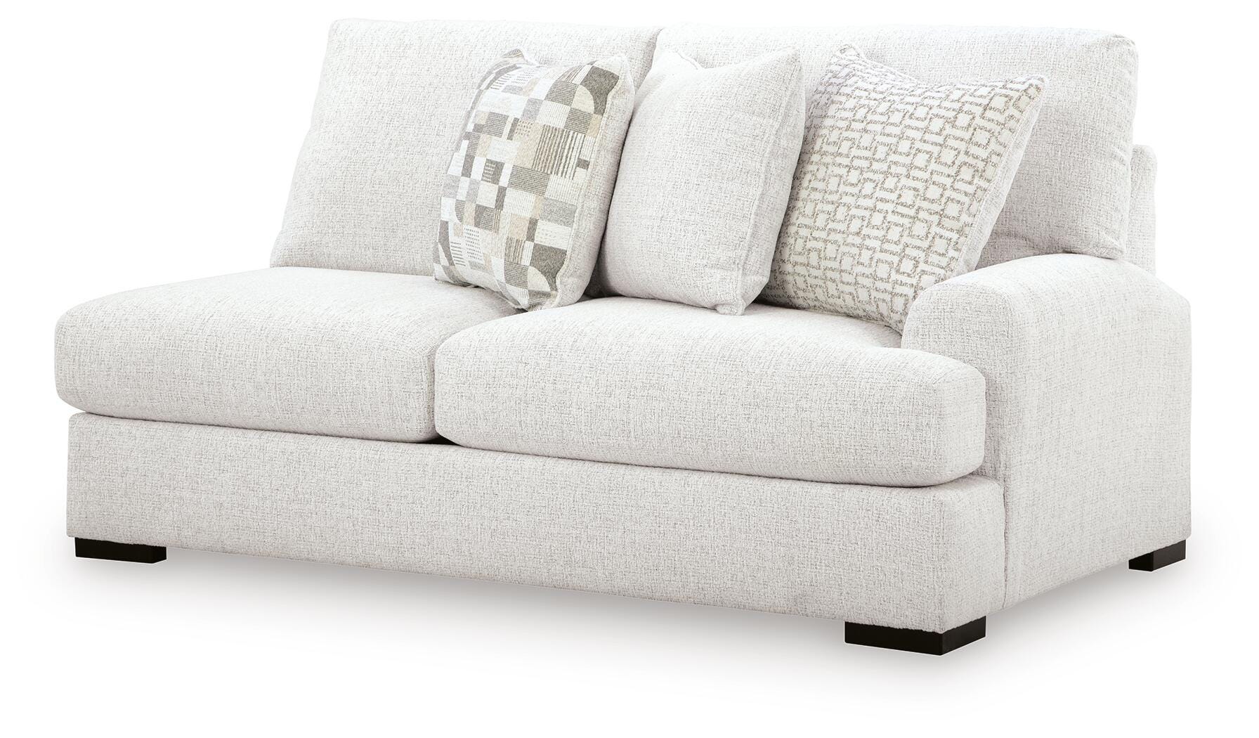 Misty-Lakes 4-Piece Sectional in Chalk
