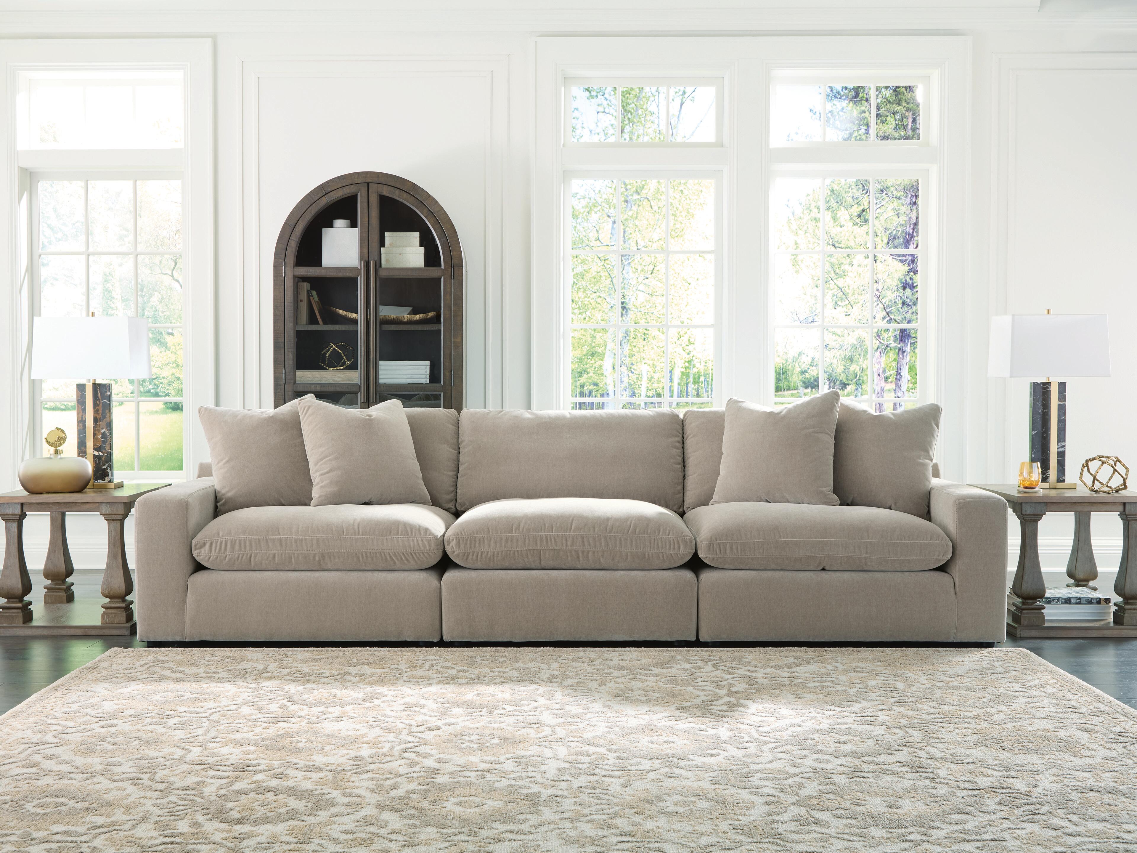Maxton Heights 3-Piece Sectional Sofa in Pebble