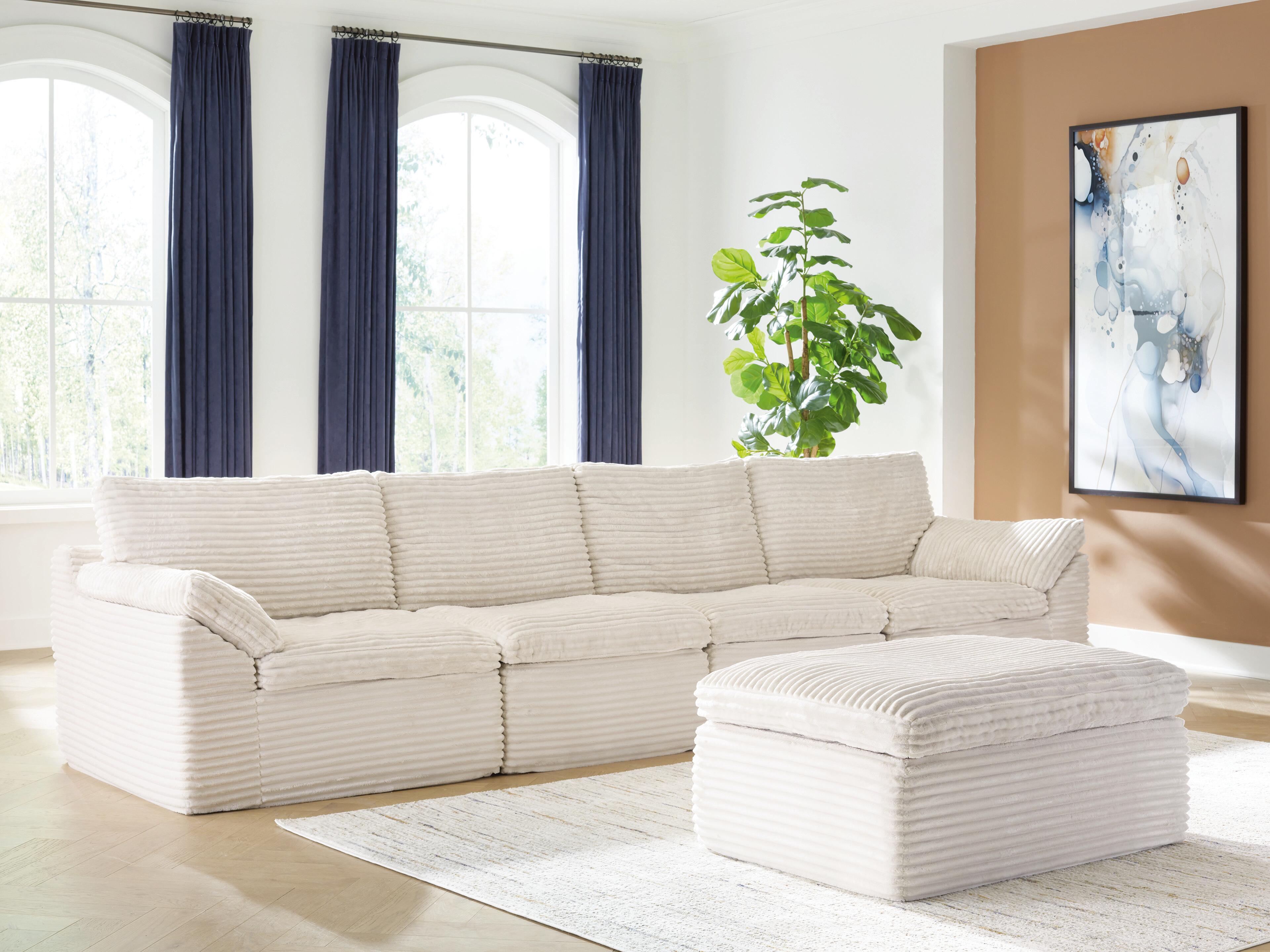 Fannin 4-Piece Sectional with Ottoman in Ivory