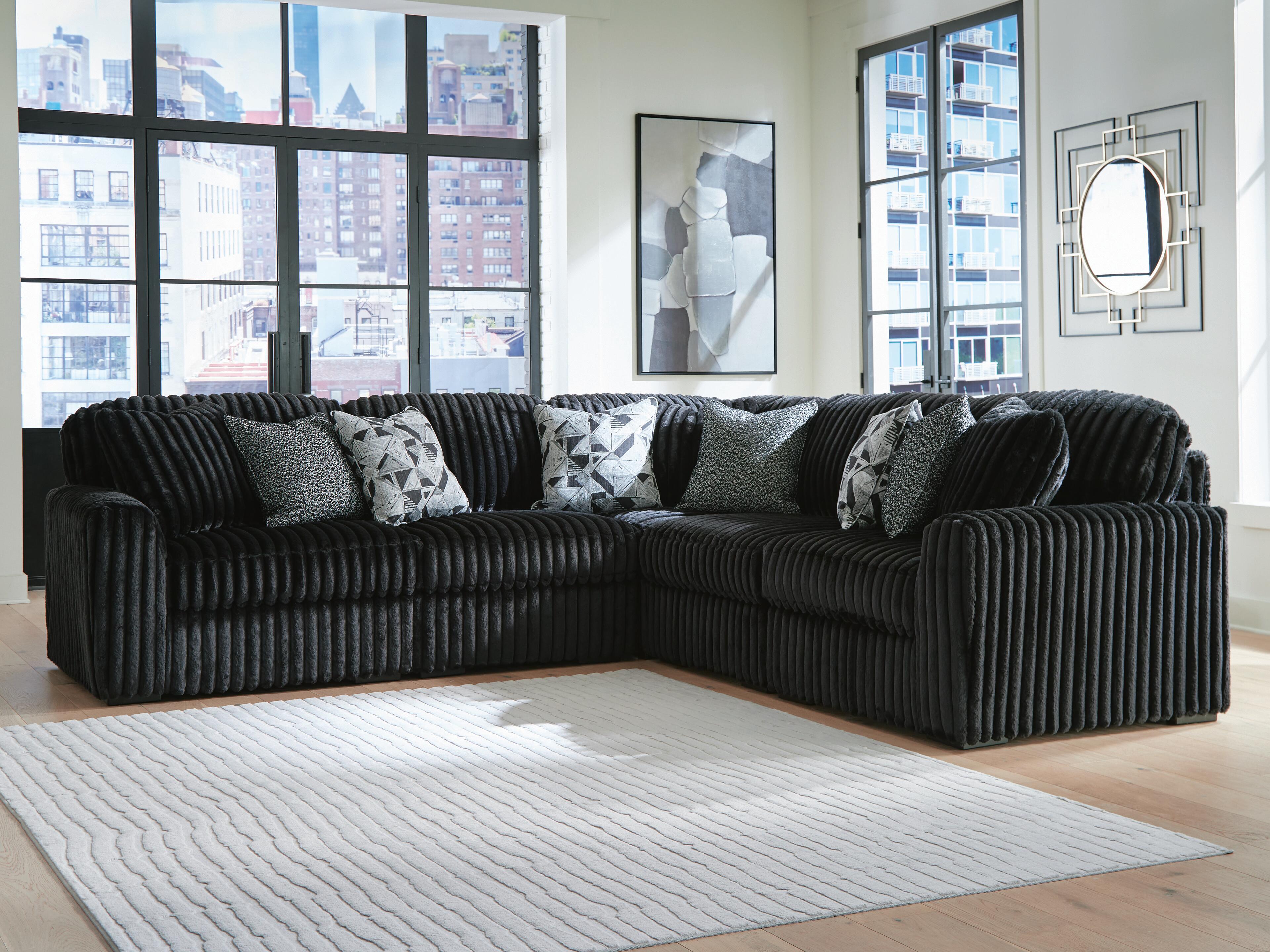 Midnight-Madness 5-Piece Sectional in Onyx