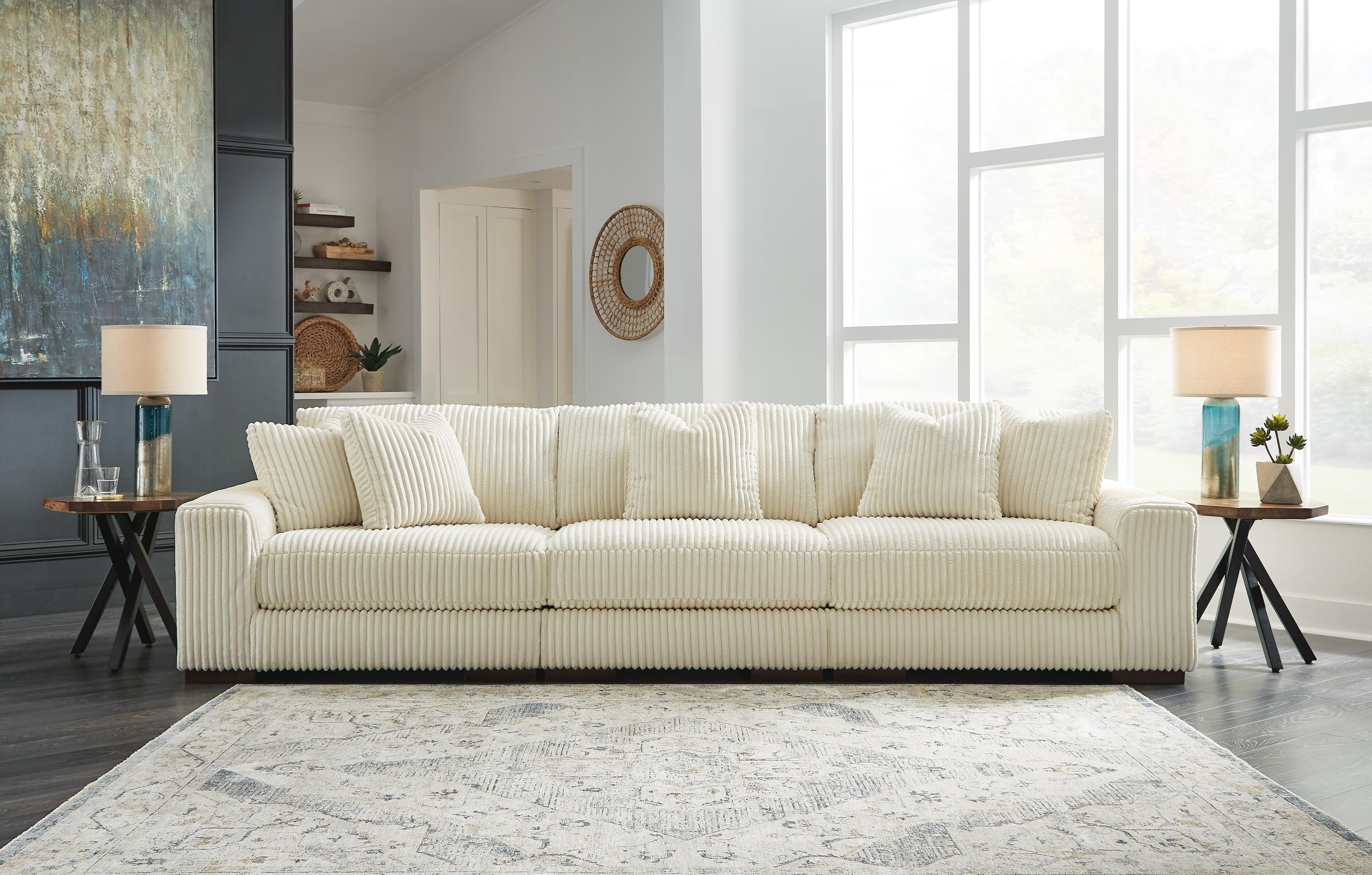 Lindyn 3-Piece Sectional Sofa in Ivory Velvet