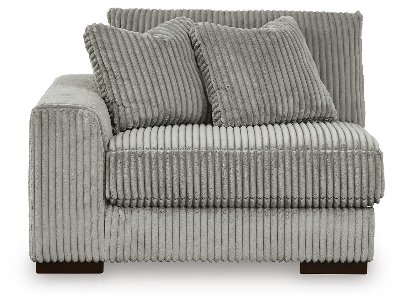 Lindyn 3-Piece Sectional and Chair in Fog