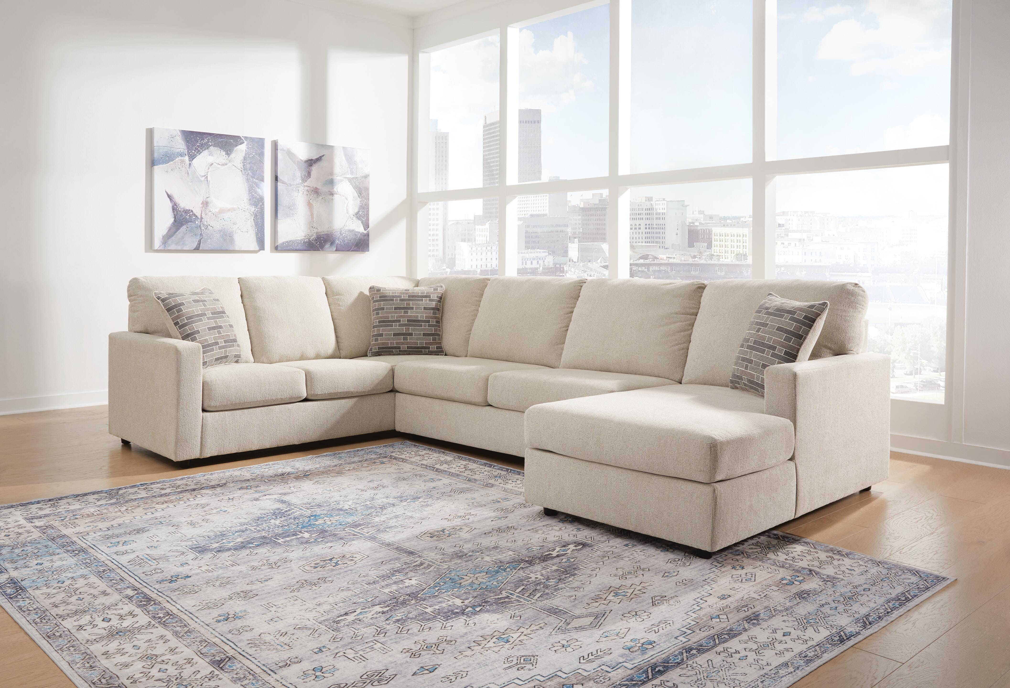 Edenfield 3-Piece RAF Chaise Sectional in Linen Chenille