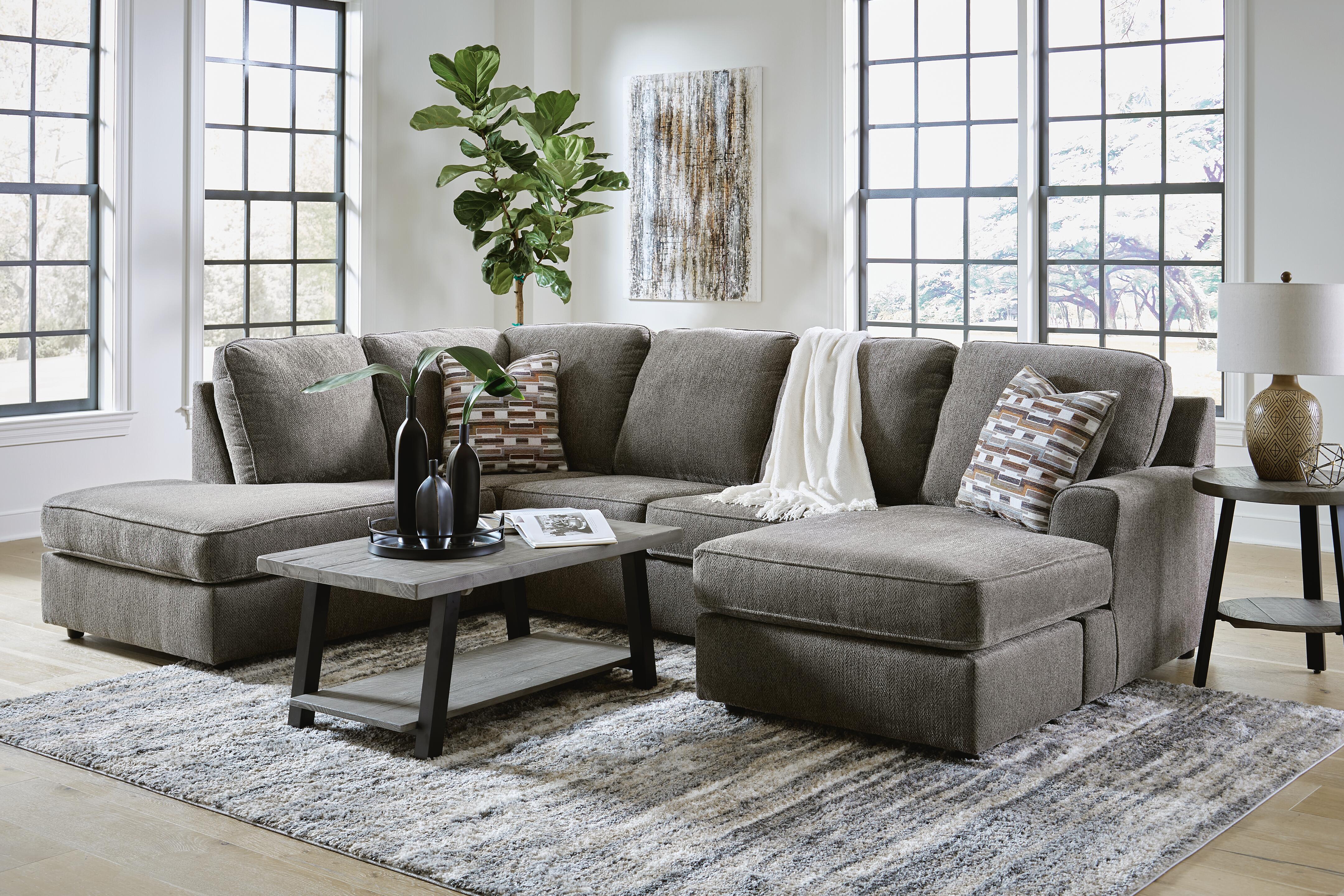 O'Phannon 2-Piece LAF Chaise Sectional in Putty Chenille