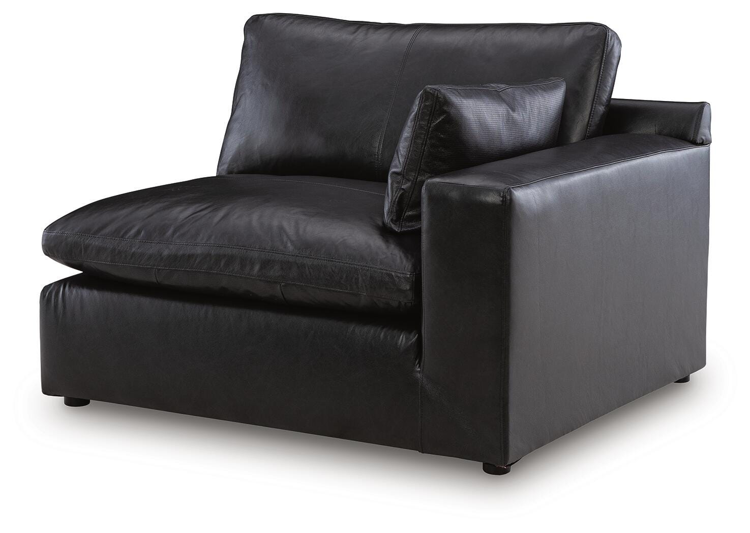 Emilia 7-Piece Sectional in Black Leather