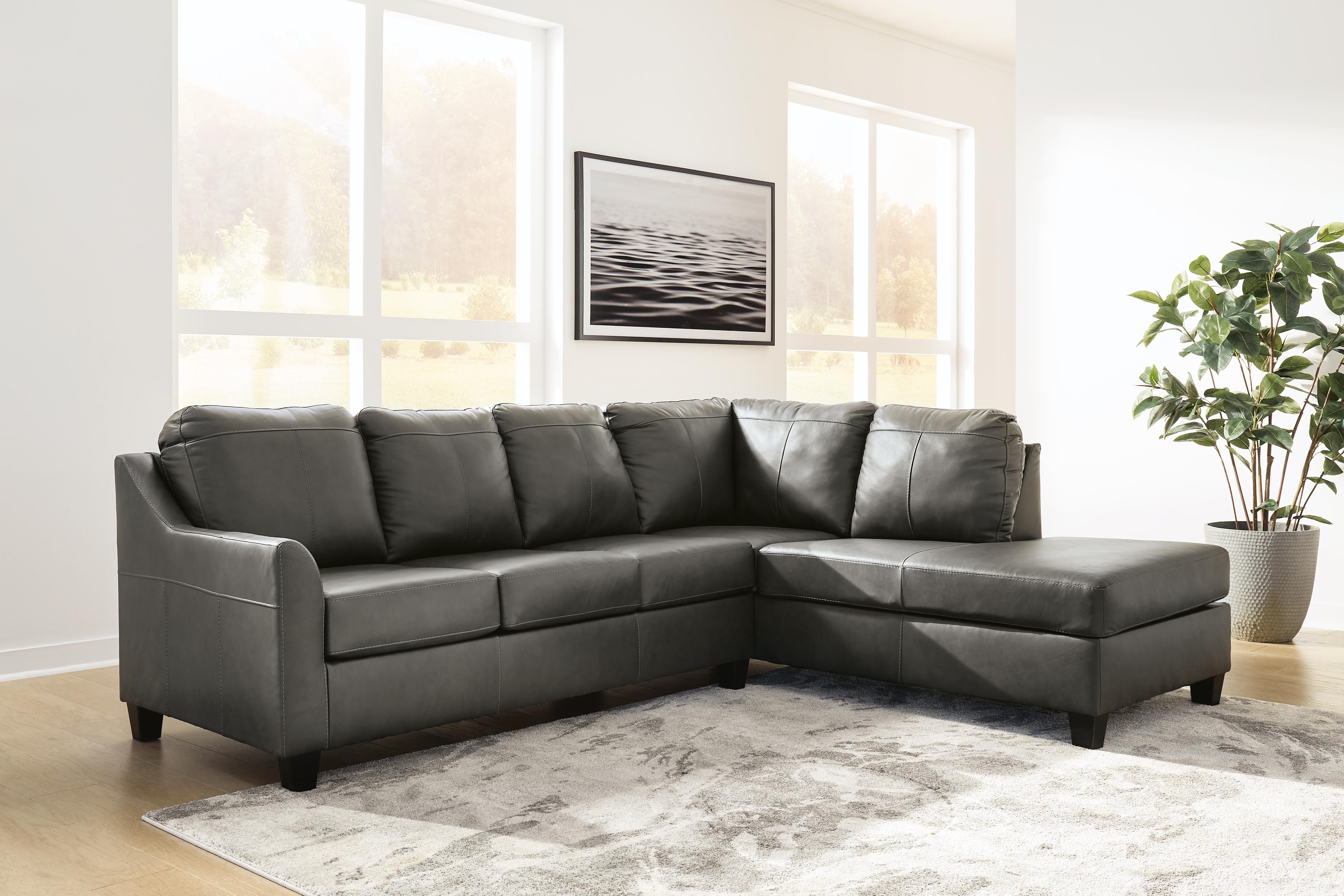 Valderno 2-Piece RAF Chaise Sectional in Fog Leather