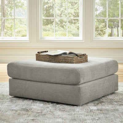 Avaliyah 4-Piece Sectional and Oversized Accent Ottoman in Ash