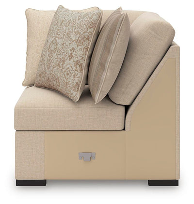 LadyMae 4-Piece Sectional in Twill
