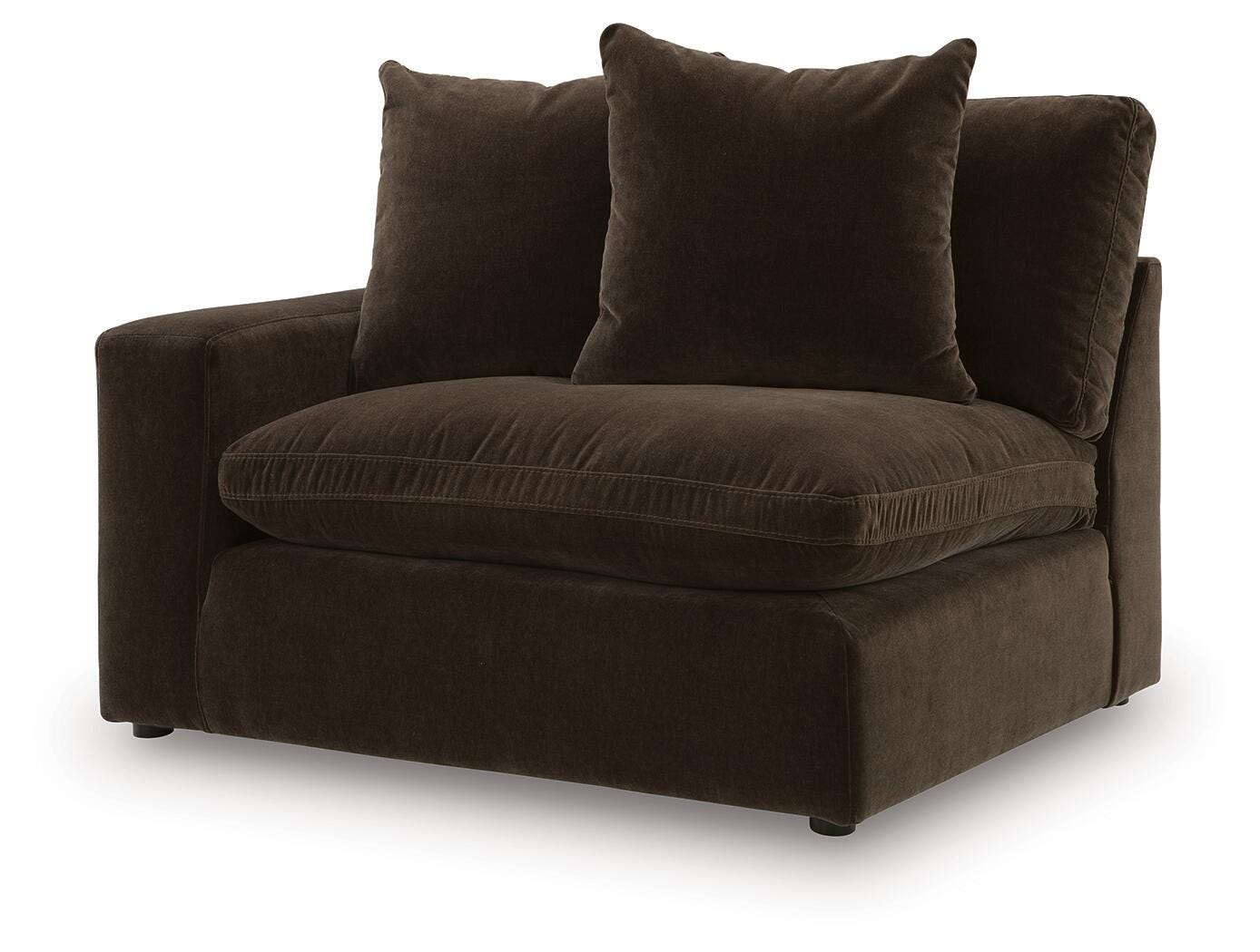 Maxton Heights 4-Piece Sectional in Bittersweet