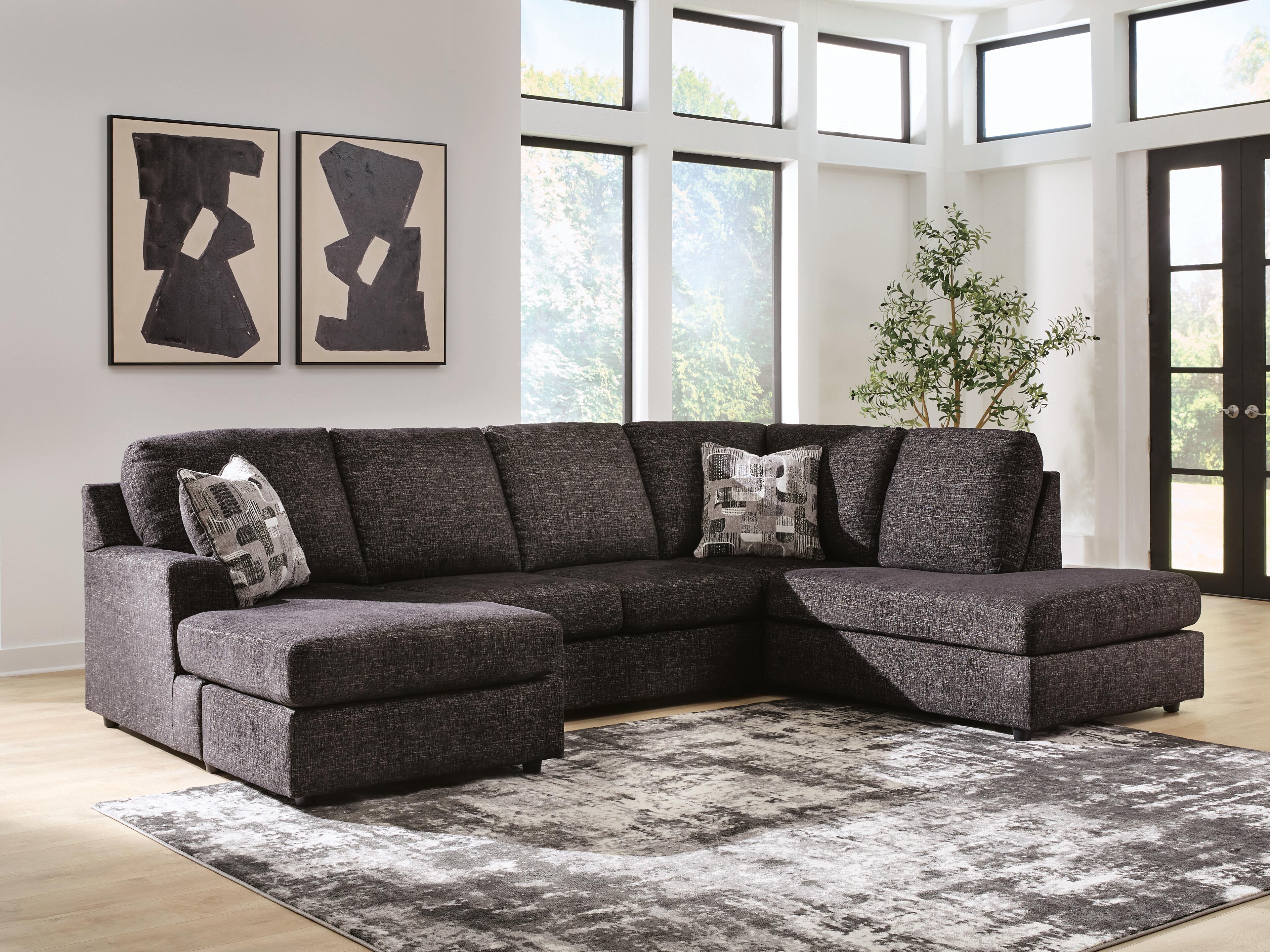 Lentiz 2-Piece Sectional w/ Chaise in Onyx
