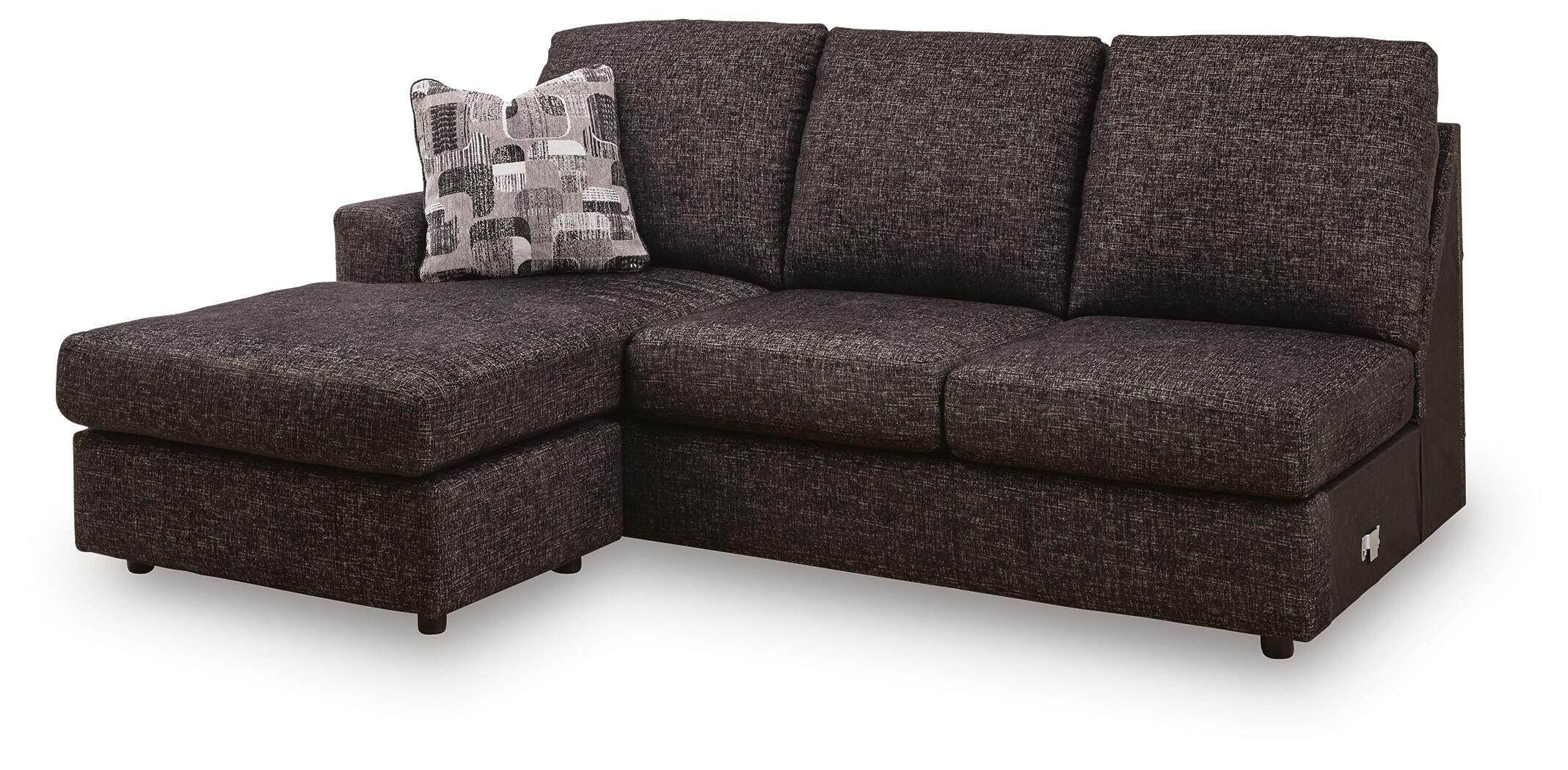 Lentiz 2-Piece Sectional w/ Chaise in Onyx