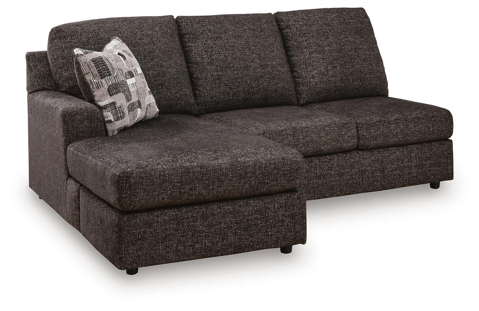 Lentiz 2-Piece Sectional w/ Chaise in Onyx