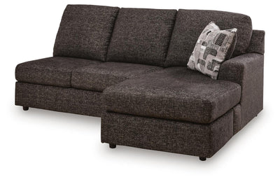 Lentiz 2-Piece Sectional with Chaise  in Onyx