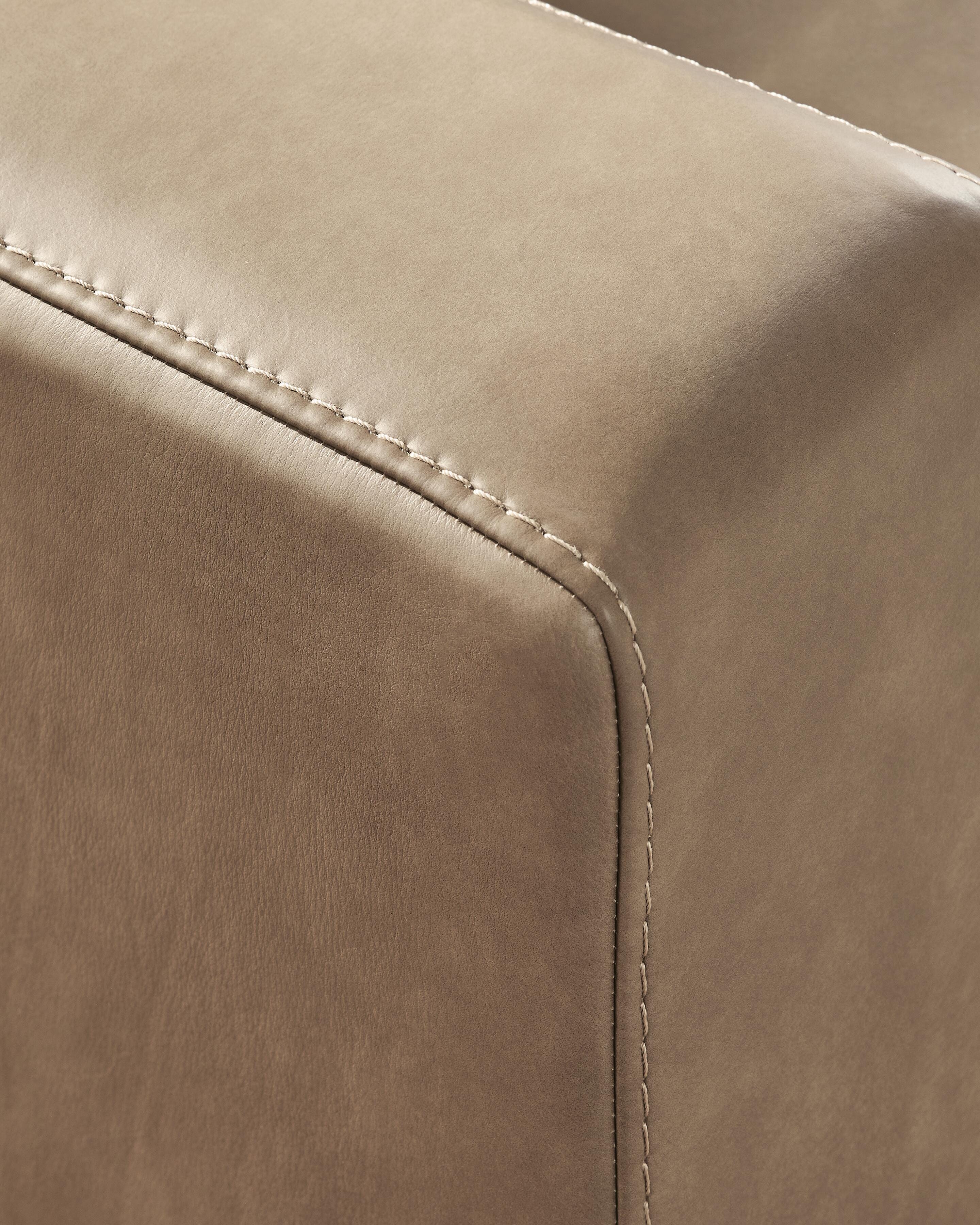 Veronella 3-Piece RAF Chaise Sectional in Sahara Leather