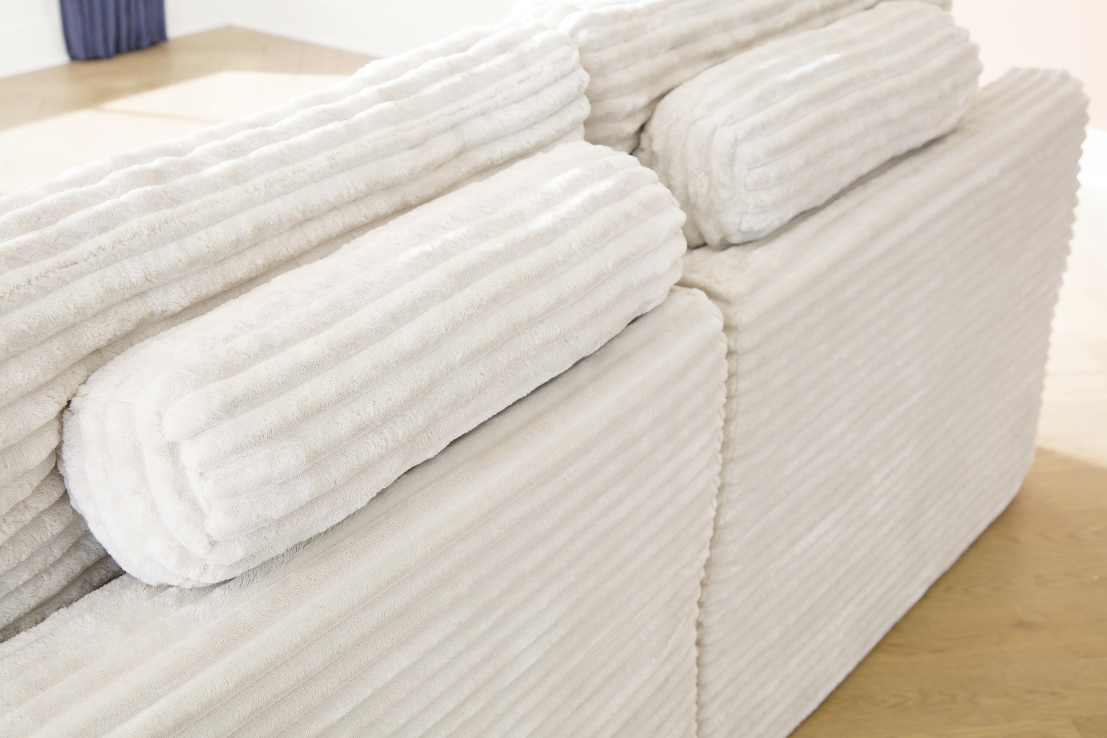 Fannin LAF/RAF Corner Chair (2/CN) in Ivory Chenille