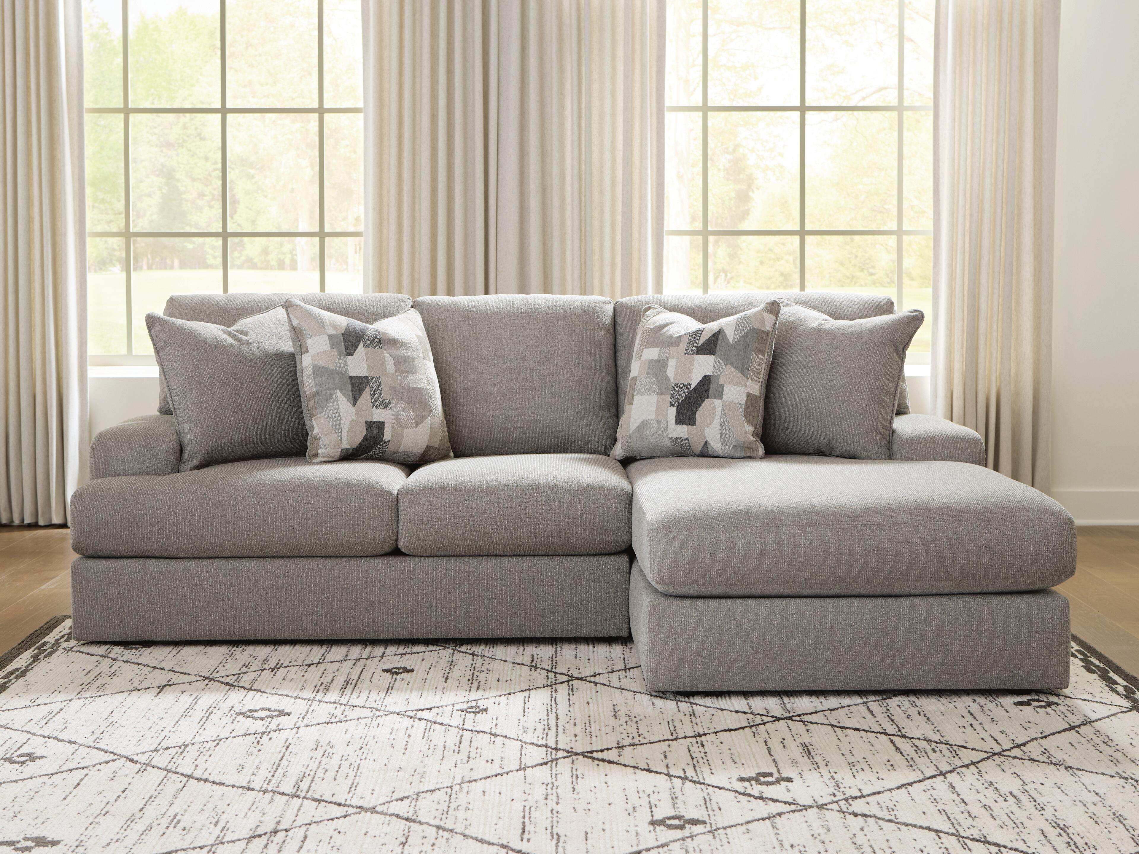 Lindon 2-Piece RAF Chaise Sectional in Smoke