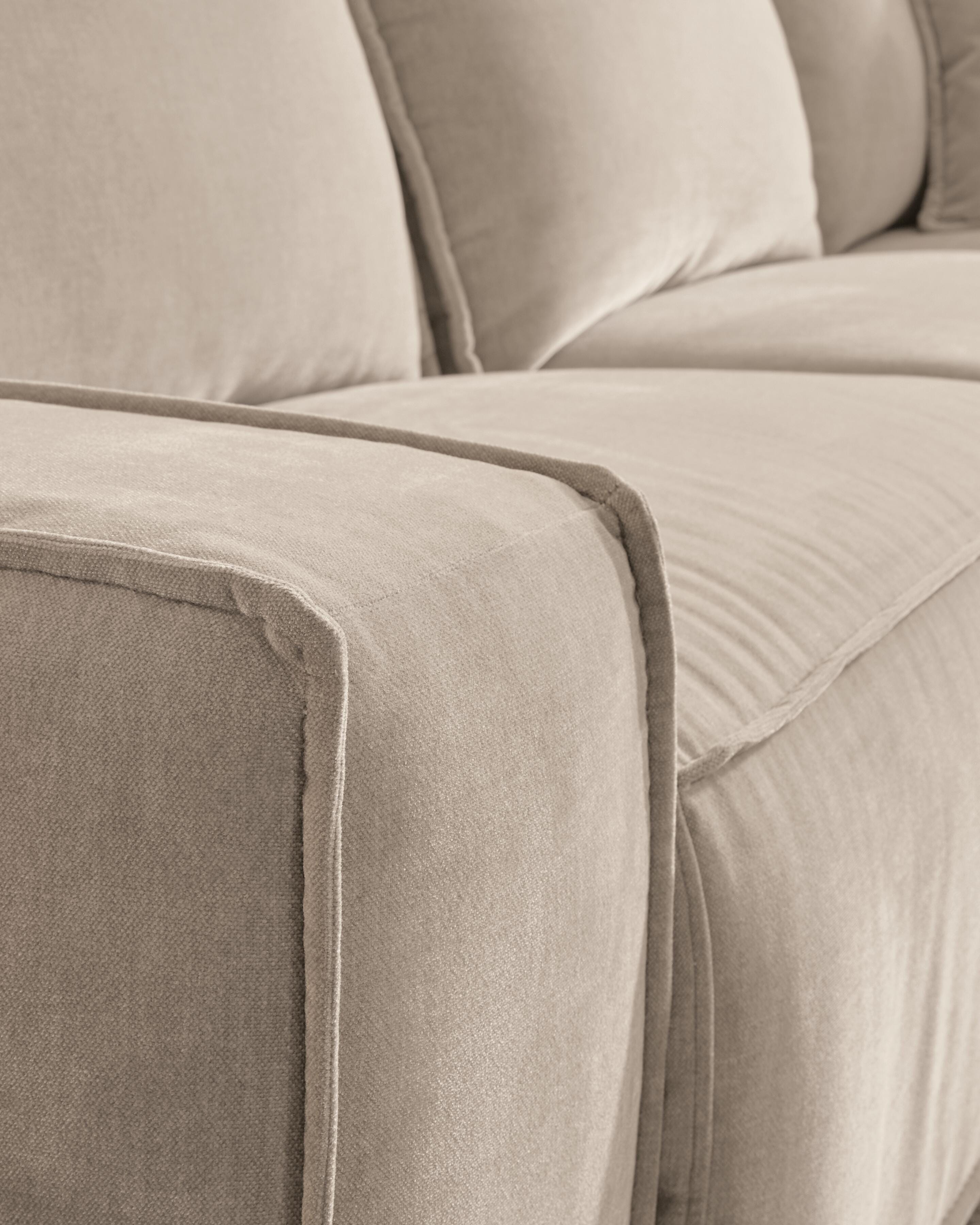 Carceri 5-Piece Power Sectional Reclining Sofa in Cashmere