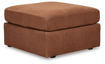 Modmax 7-Piece Sectional and 2 Ottomans in Spice