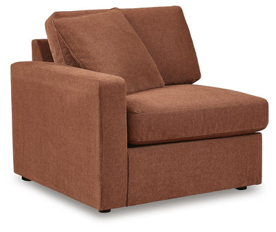 Modmax 7-Piece Sectional and 2 Ottomans in Spice