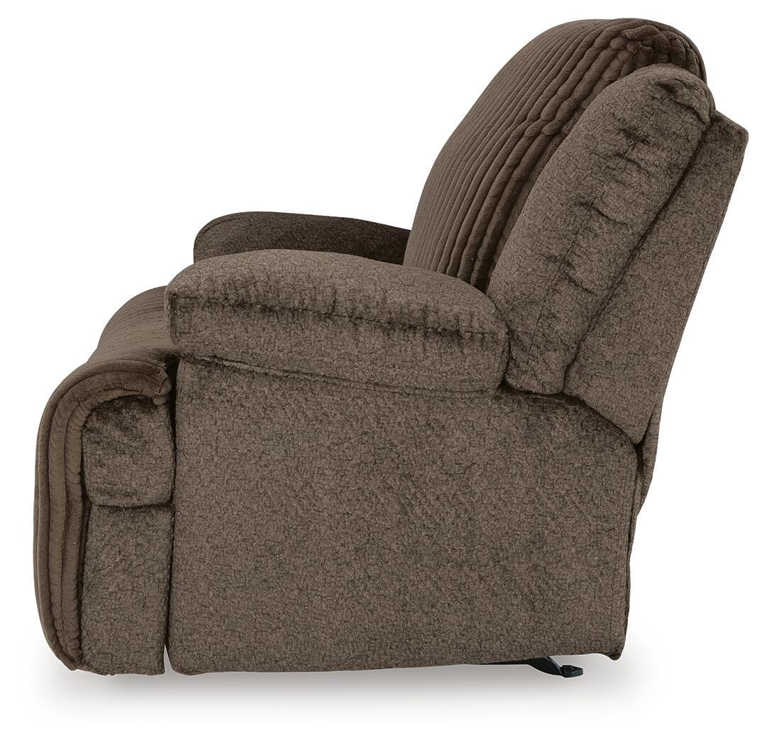Top Tier 3-Piece Sectional and Recliner in Chocolate