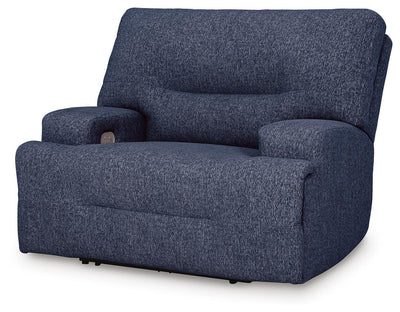 Acklen Place 2-Piece Sectional and Oversized Recliner in Navy