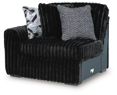 Midnight-Madness 2-Piece RAF Chaise Sectional in Onyx